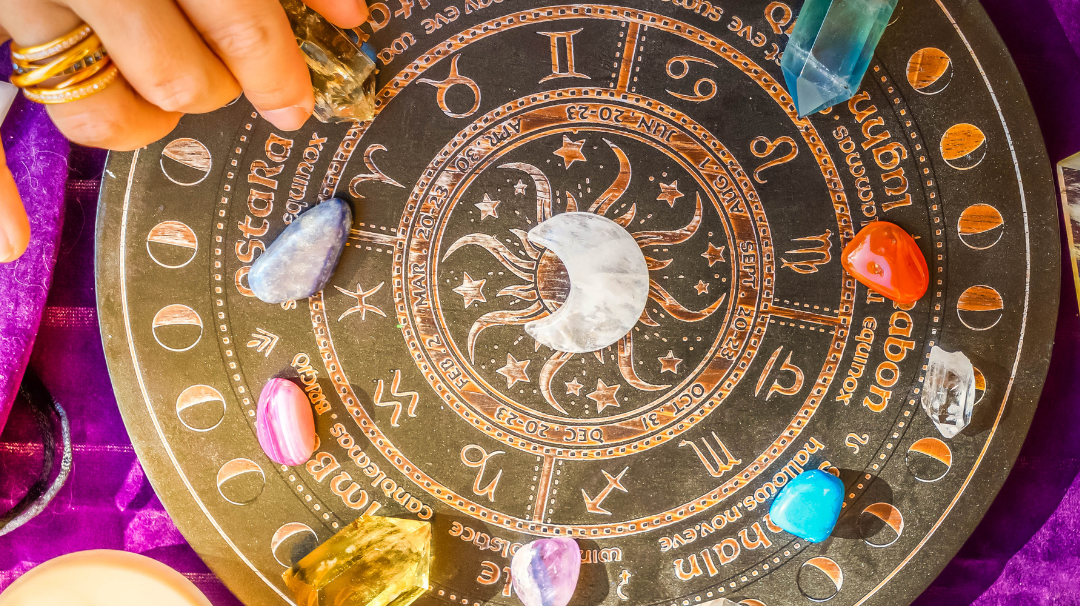 pietrele lunii de nastere