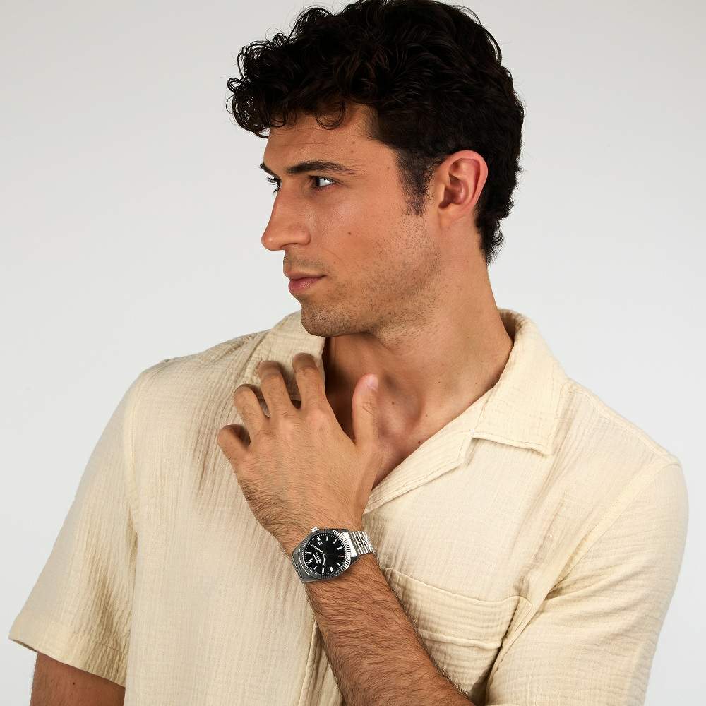 Ceas Barbatesc Sector 240 Curea Metalica Argintie si Cadran Negru Ceas Lasardo Gioielli