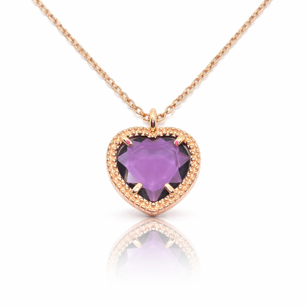 colier argint 925 rose gold cu pandantiv inima ametist pe fundal alb