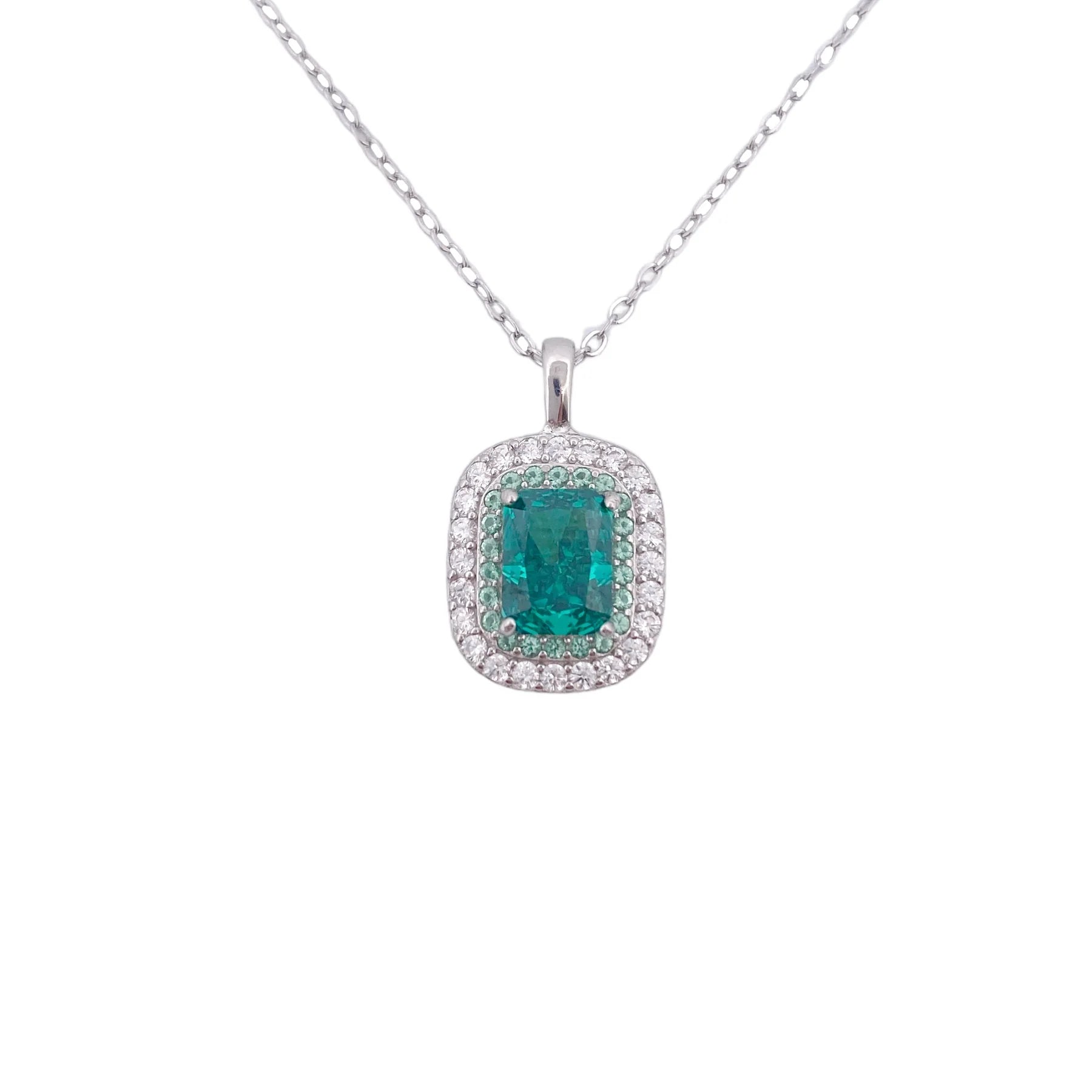colier argint cu smaralde si diamante