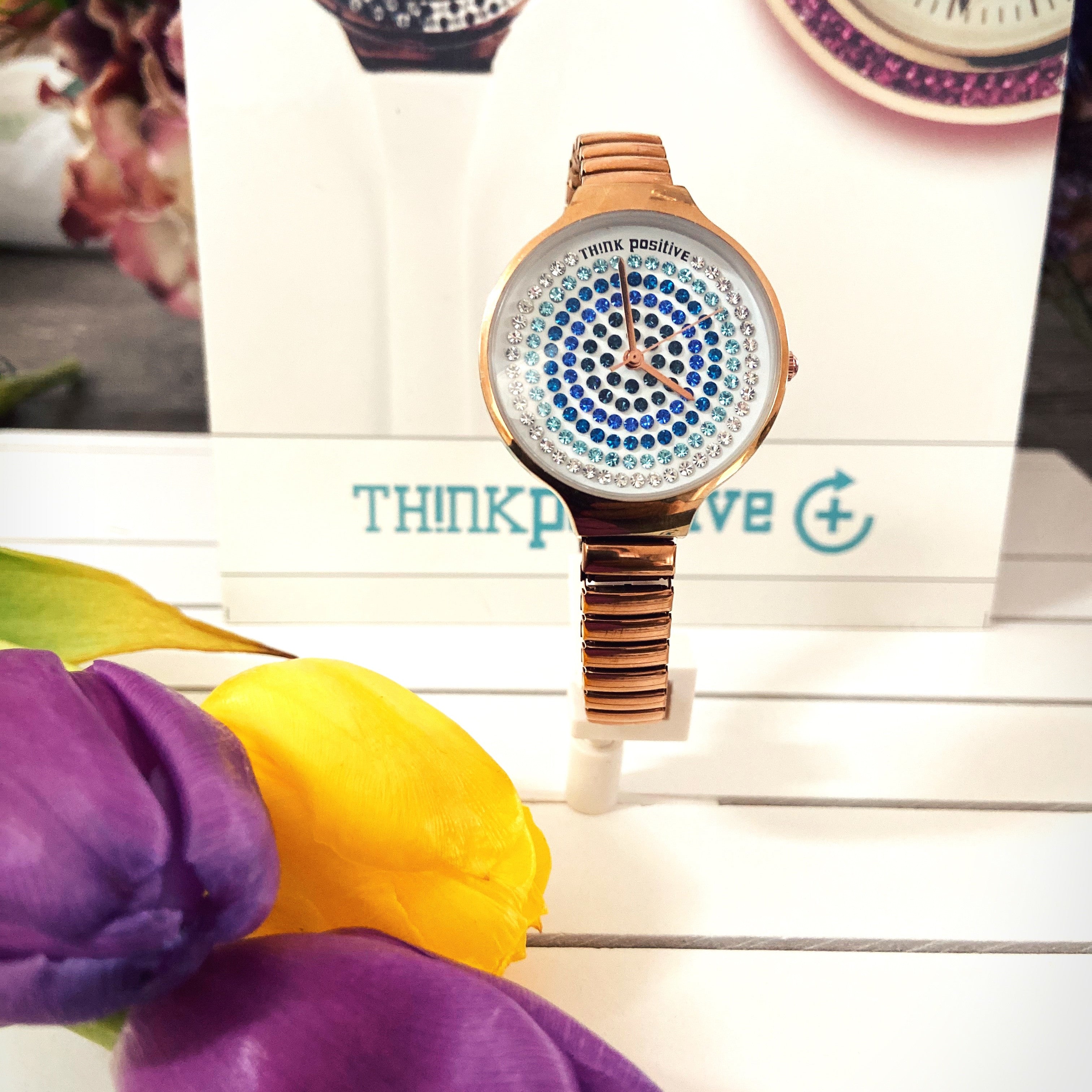 Ceas Think Positive Colectia Crystals Curea Metalica Rose Gold Si Cadran Cu Cristale Swarovski Albastre Degrade Ceas Lasardo Gioielli