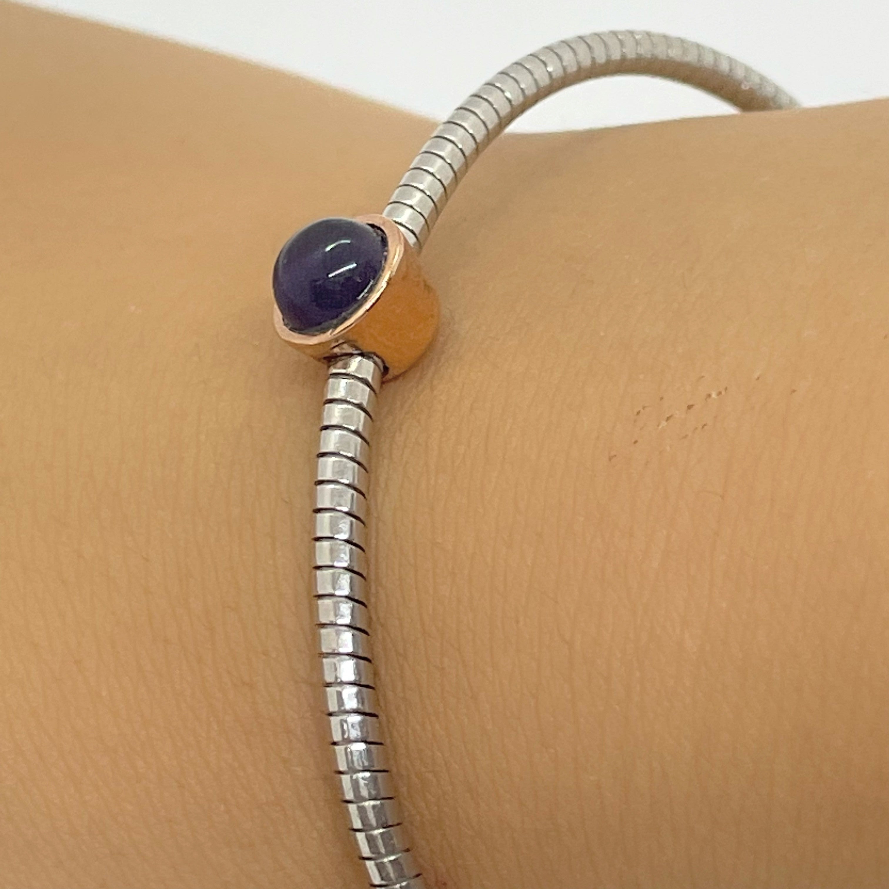 Bratara fixa semirigida din argint 925 rodiat cu piatra lapis lazuli Bratara Lasardo Gioielli