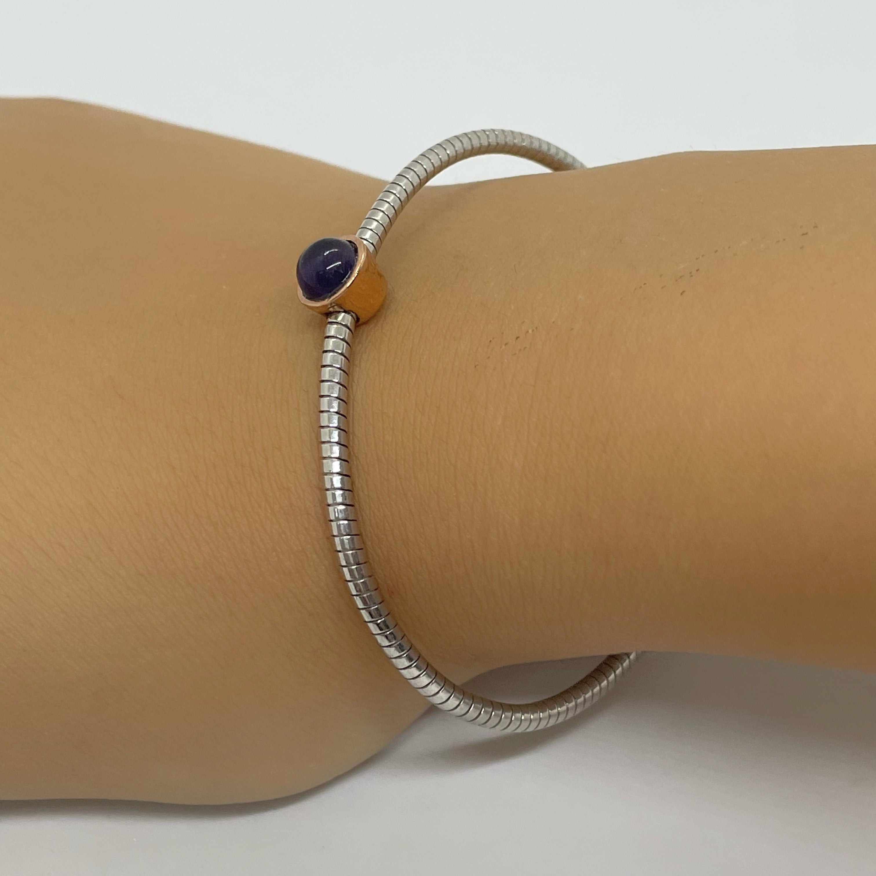 Bratara fixa semirigida din argint 925 rodiat cu piatra lapis lazuli Bratara Lasardo Gioielli