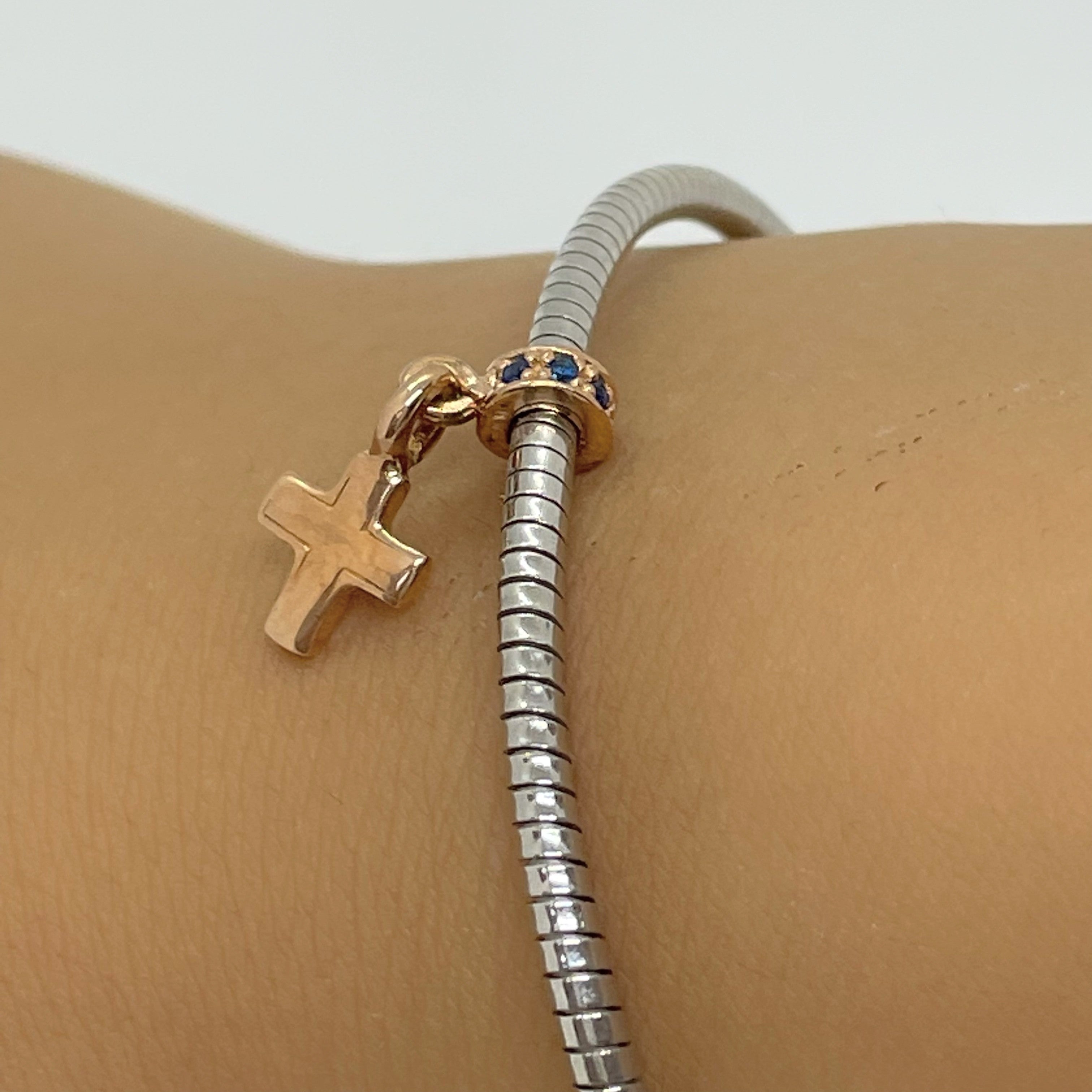 Bratara fixa semirigida din argint 925 rodiat cu cruciulita rose gold Bratara Lasardo Gioielli