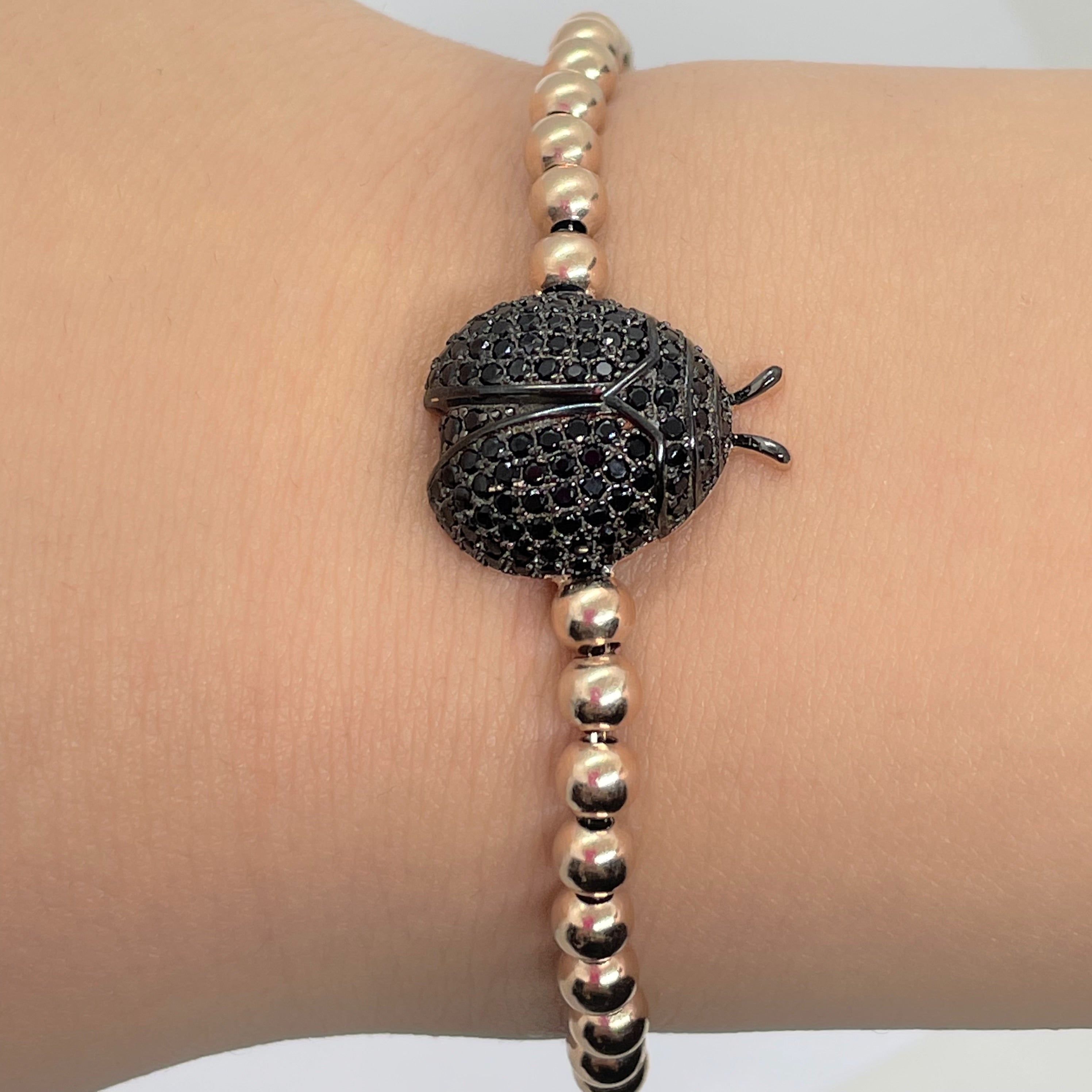 Bratara ajustabila rose gold cu gargarita pavata, accesoriu feminin sofisticat