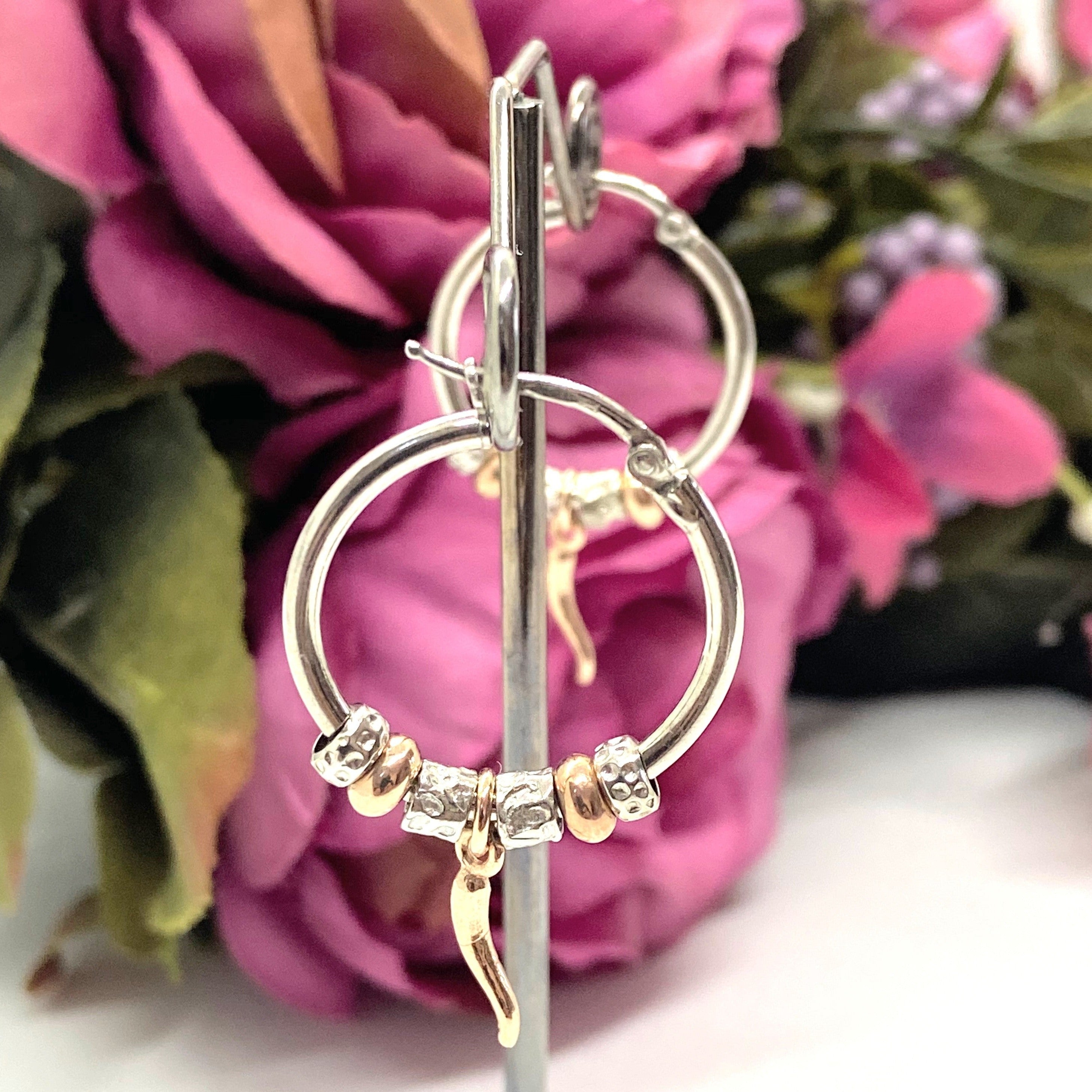 cercei tortita din argint 925 rodiat cu elemente argintii si rose gold si cornul abundentei rose gold