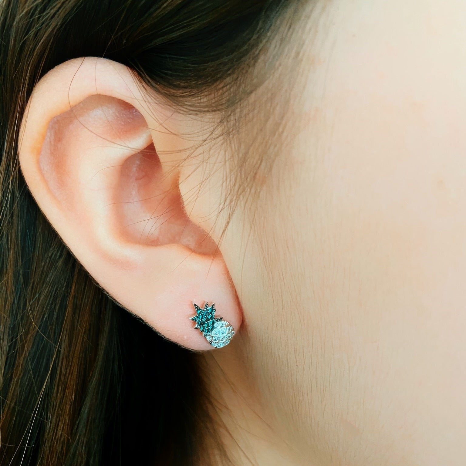 Cercei din argint 925 rodiat in forma de ananas, diamante CZ micropave Cercei Lasardo Gioielli