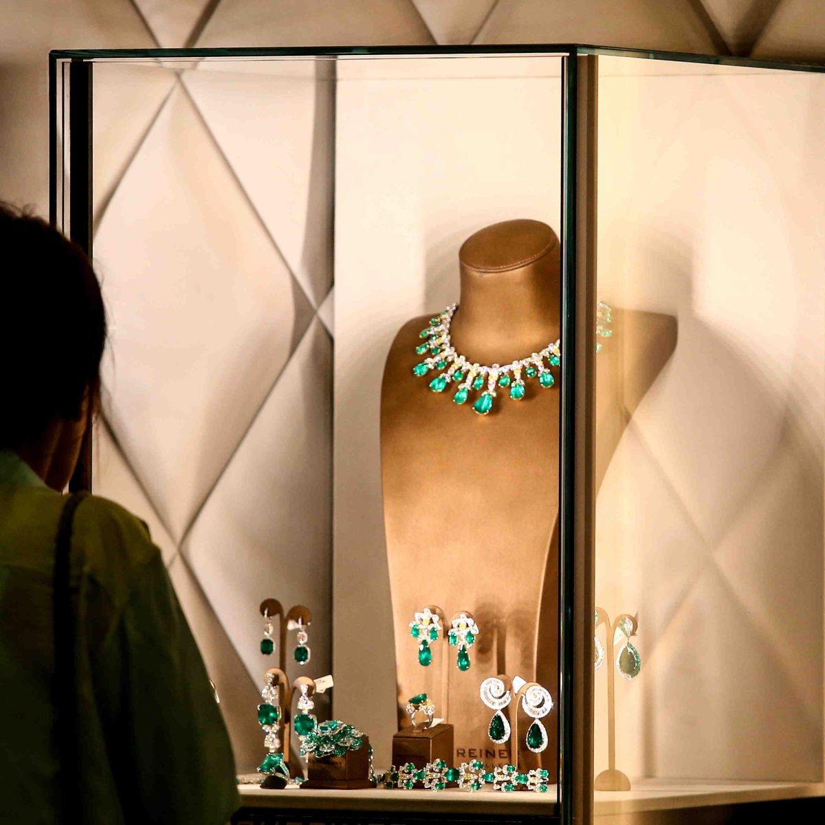 Bijuteriile Anului 2025: Tendințe Esențiale la VicenzaOro