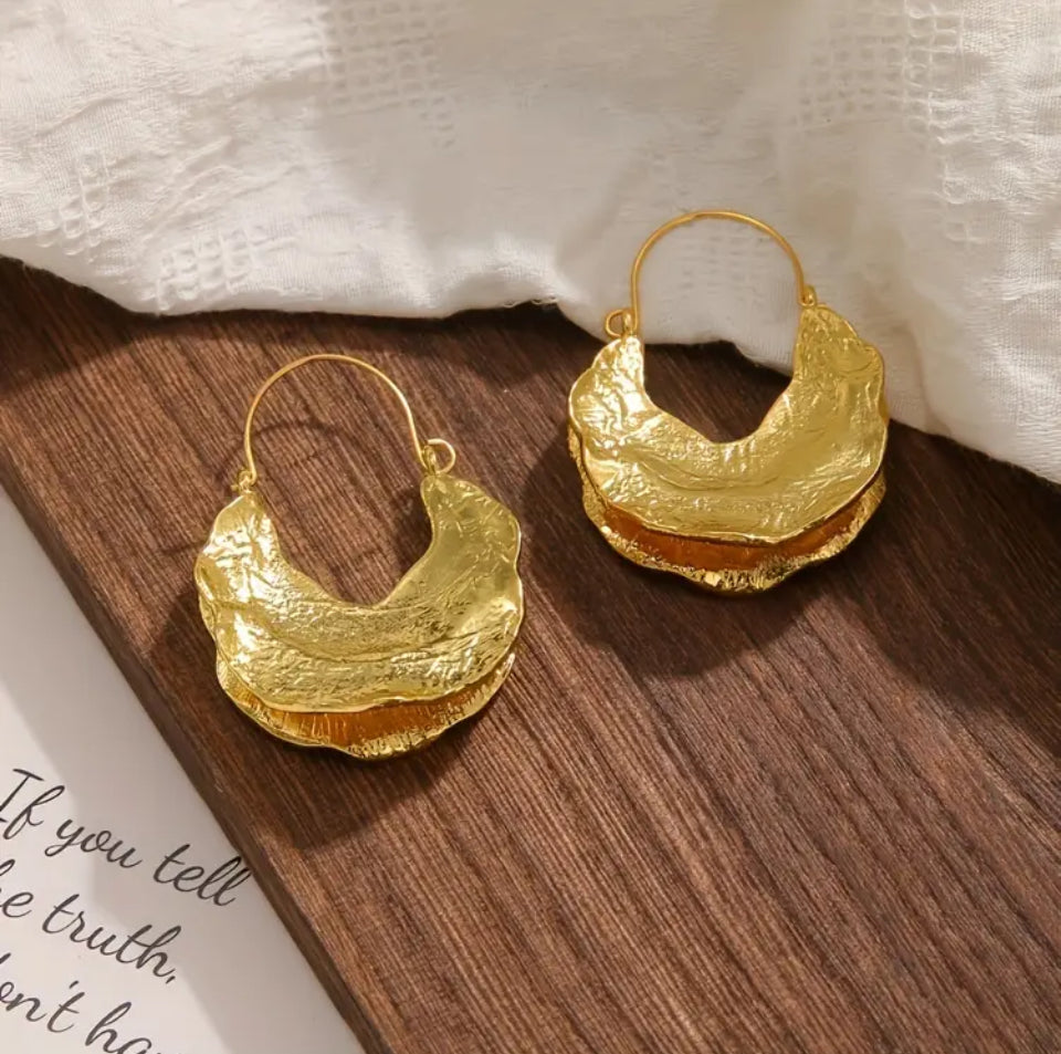 Cercei aurii "Golden Waves" Cercei Lasardo Gioielli