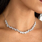 Colier Morellato Riflessi din argint 925 rodiat cu diamante CZ albe claritate AAAAA in taieturi diferite,la gatul unui model feminin elegant