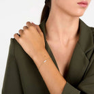 Bratara din argint 925 rodiat auriu cu 3 perle de cultura, colectia Emily in Paris La Petite Story la mana