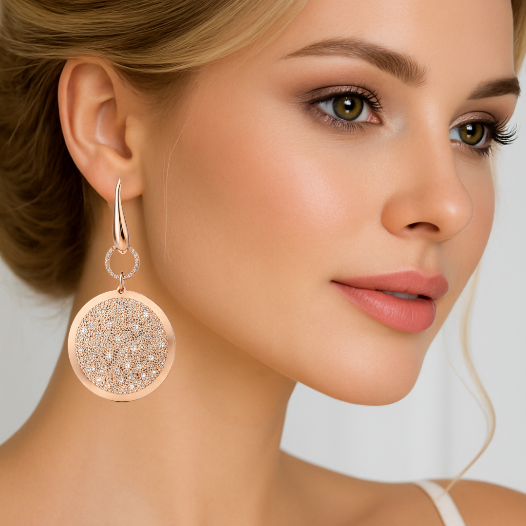 Cercei din argint 925 rose gold cu diamante CZ discrete, design elegant lungi la ureche