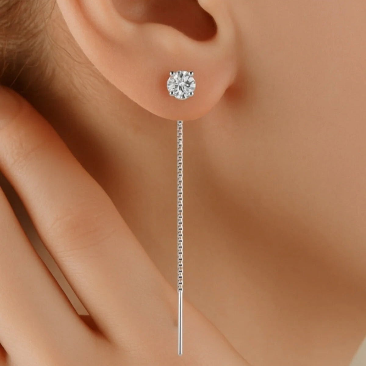 cercei fir din argint 925 rodiat cu diamant cz de 4 mm la ureche