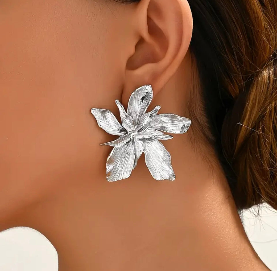 Cercei Argintii Floare Frosted Blossom Cercei Lasardo Gioielli