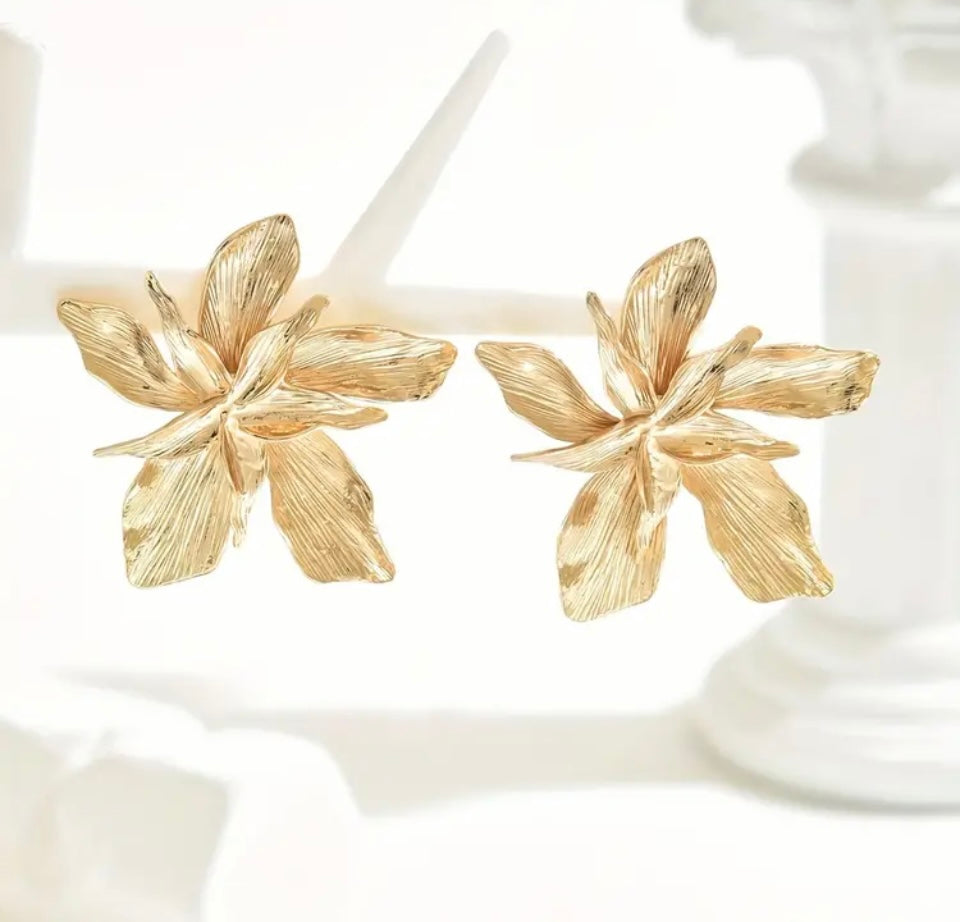 Cercei Aurii Floare Golden Blossom Cercei Lasardo Gioielli