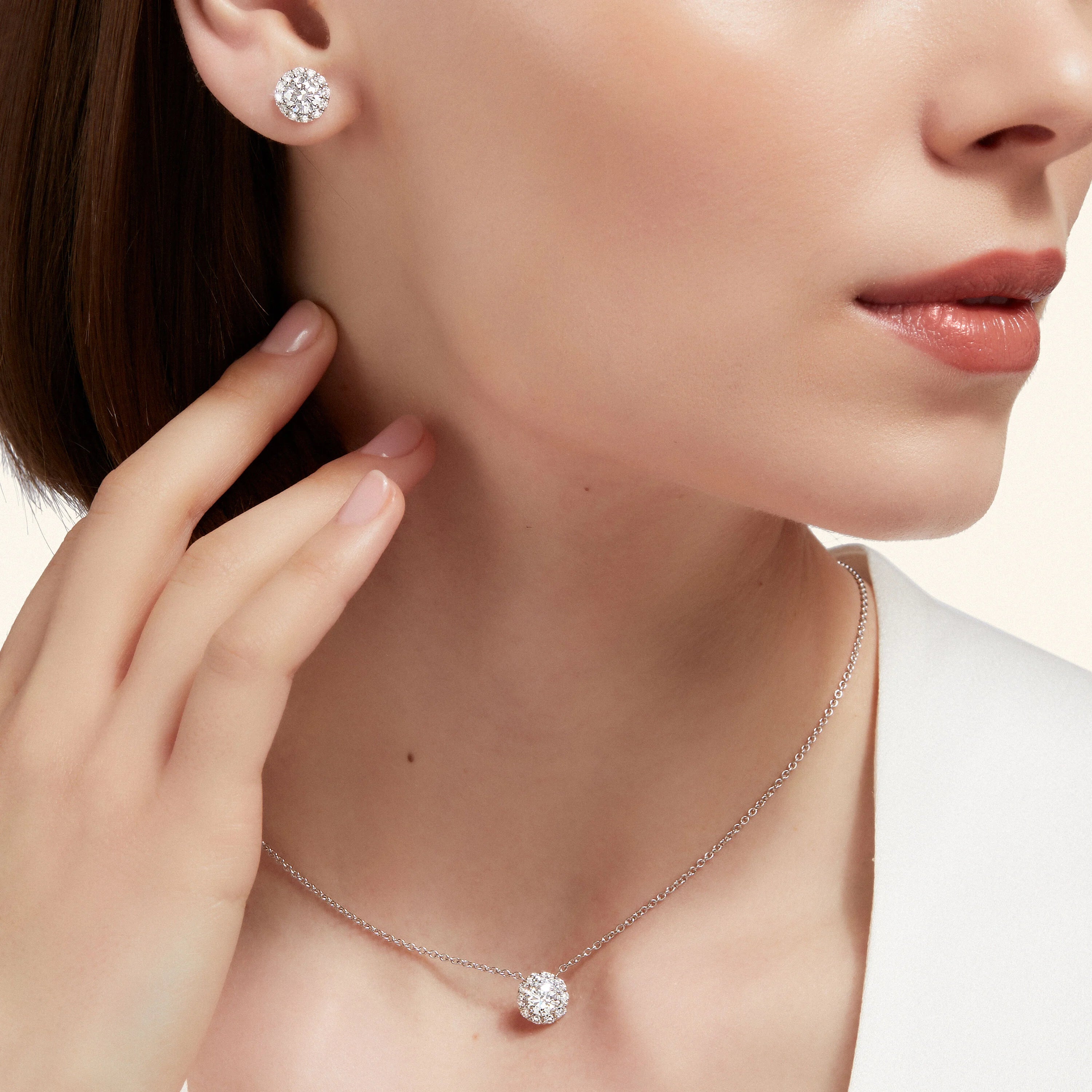 Colier argint 925 rodiat punto luce cu diamant cz purtat la gat