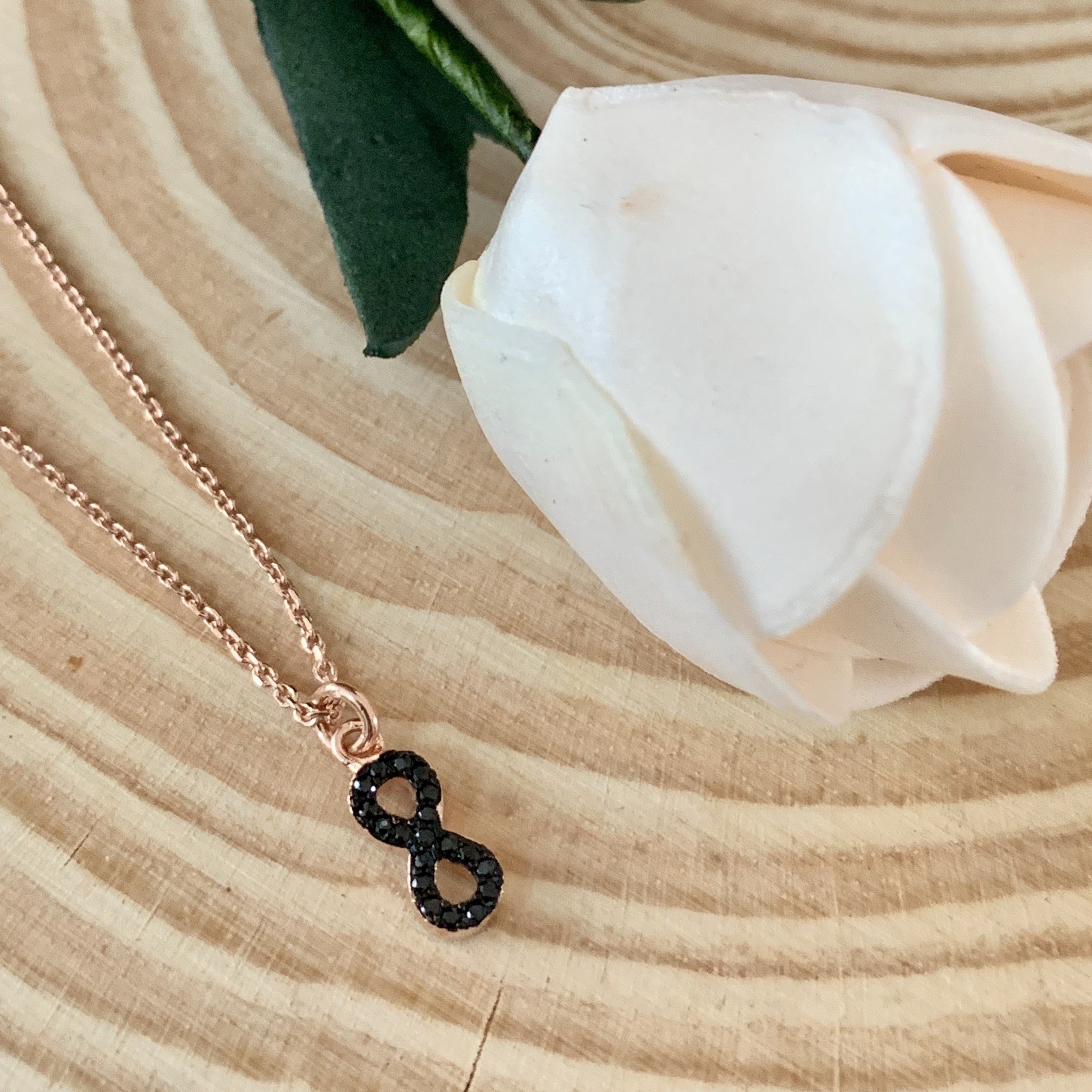 Colier De Dama Argint 925 Rodiat Rose Gold Cu Pandantiv Infinit Din Cristale Swarovski Negre Colier Lasardo Gioielli